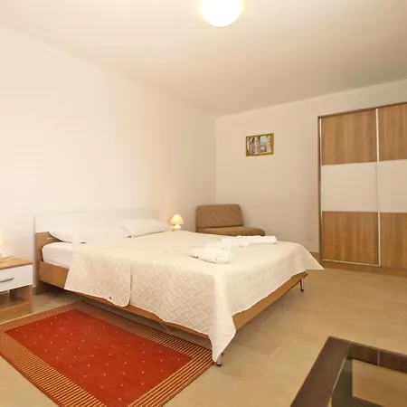 Fuer 4 Personen Ca 60 Qm In Premantura, Istrien Istrische Riviera Apartment *